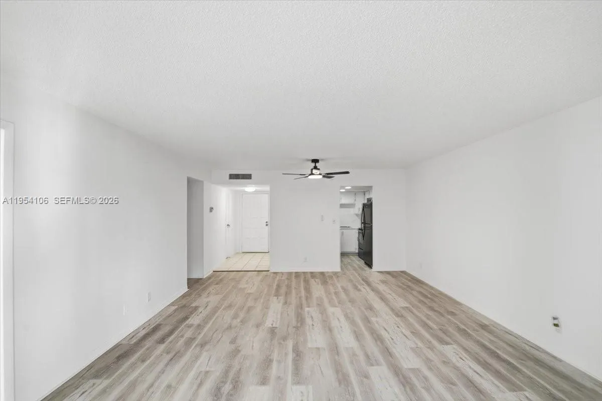 6101 N Falls Cir Dr # 309, Lauderhill FL 33319