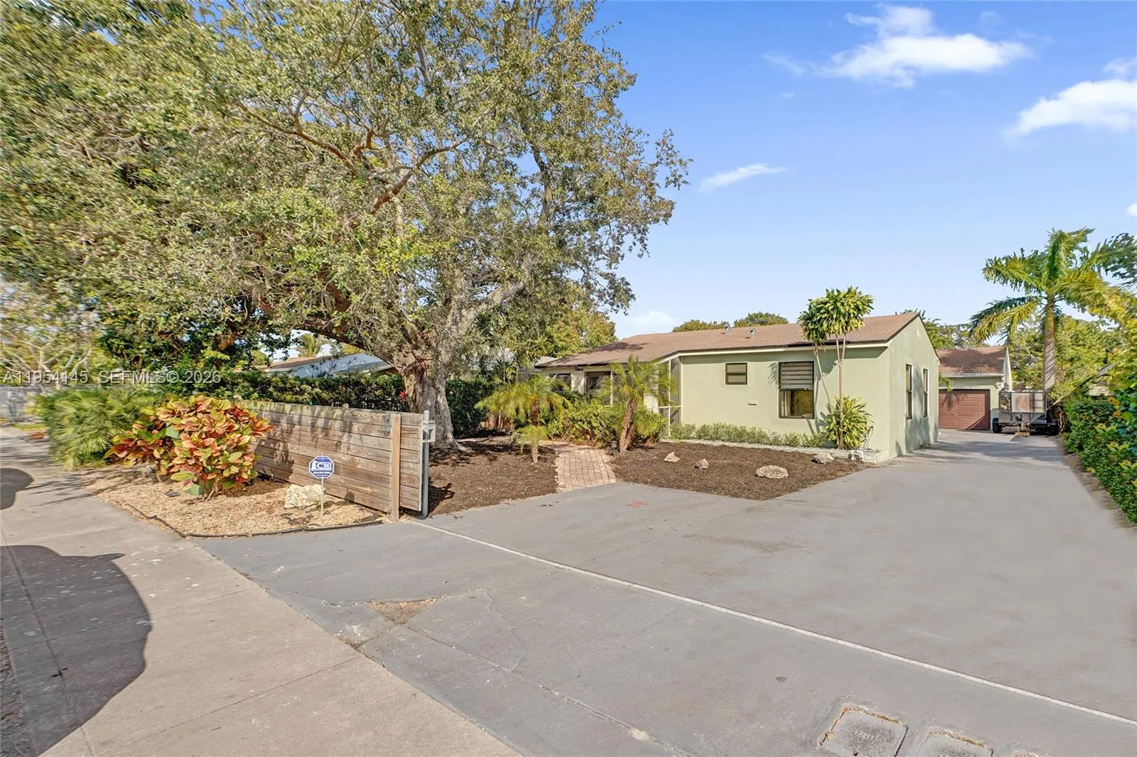 4 bedroom 2 bath for sale at 1520 NW 3rd Ave, Fort Lauderdale FL 33311