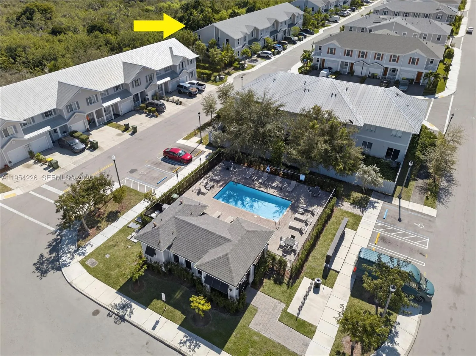 1707 SE 9th Ter, Homestead FL 33034