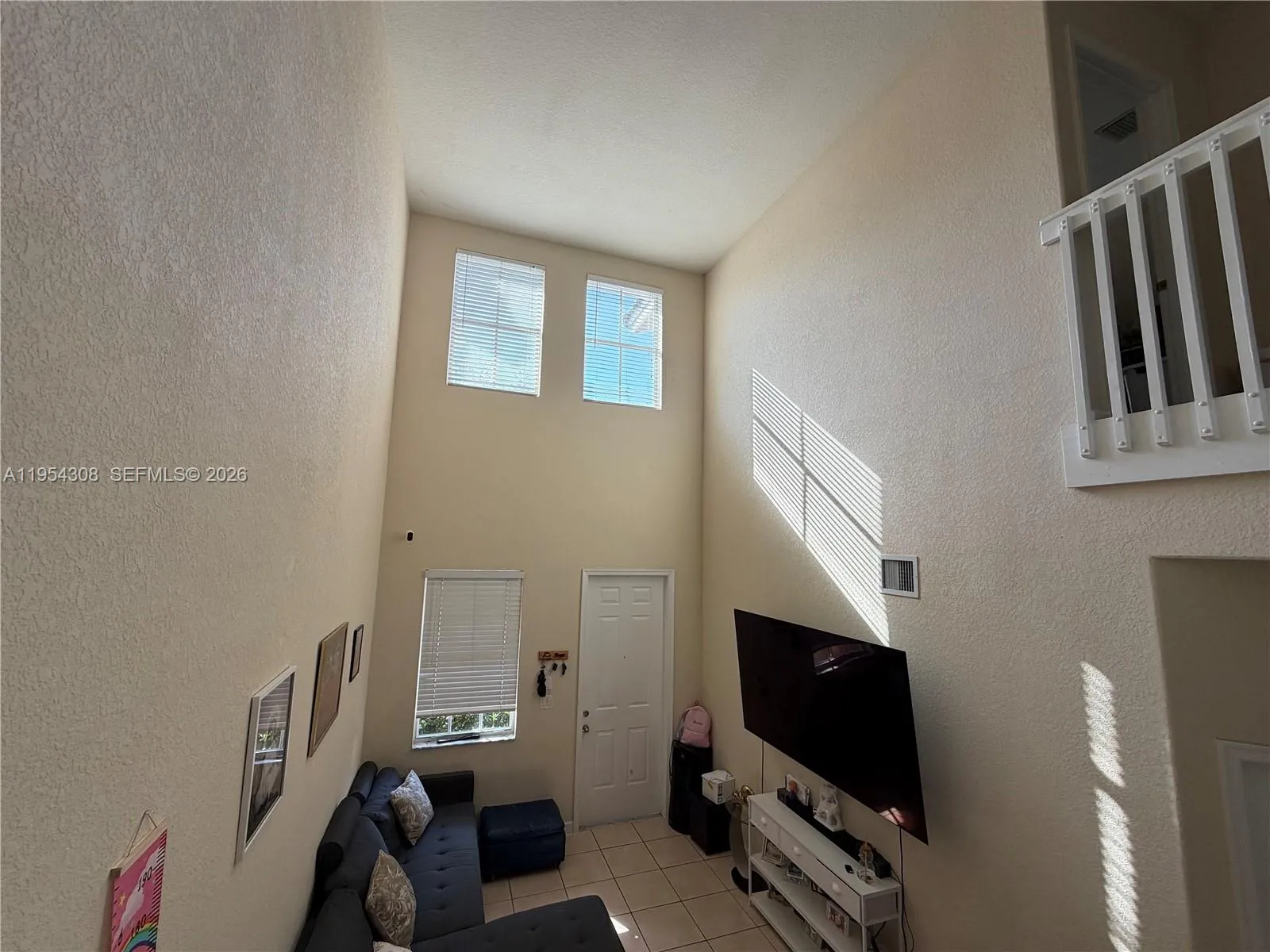 1385 SE 26th Ave, Homestead FL 33035