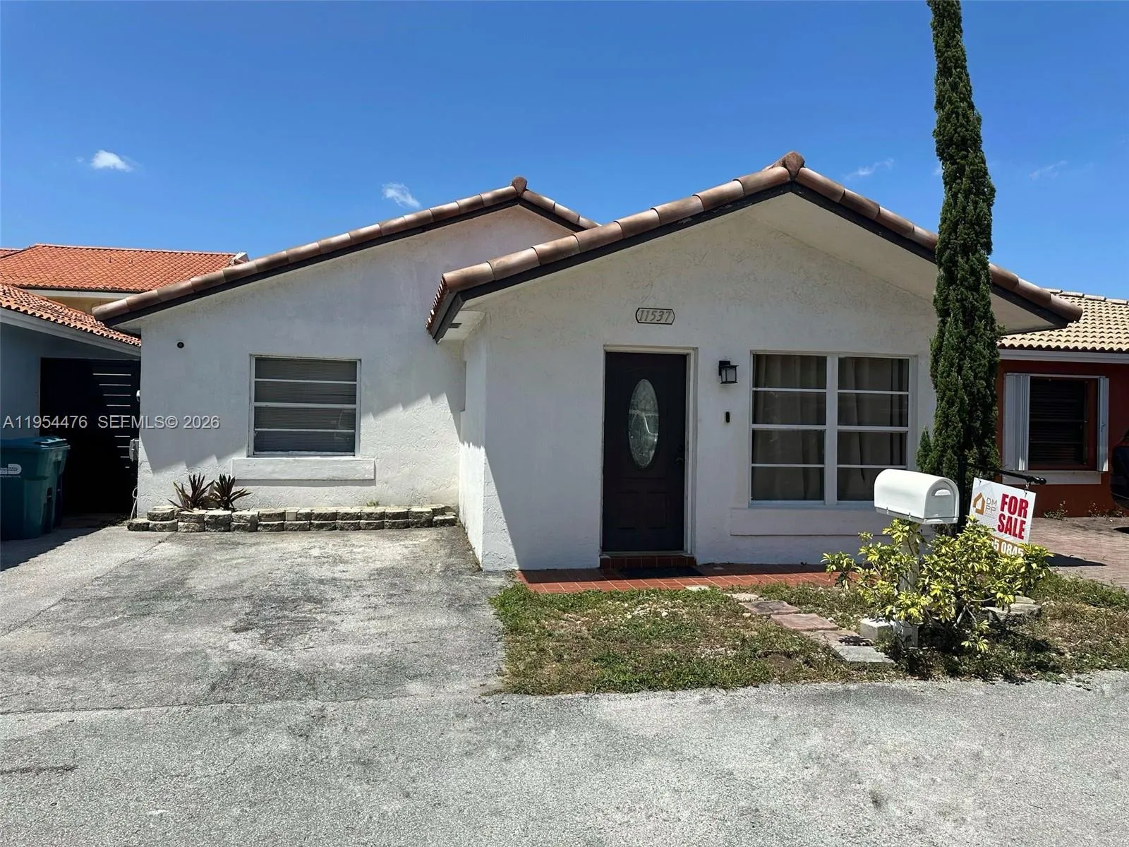 3 bedroom 2 bath for sale at 11537 SW 6th St, Sweetwater FL 33174