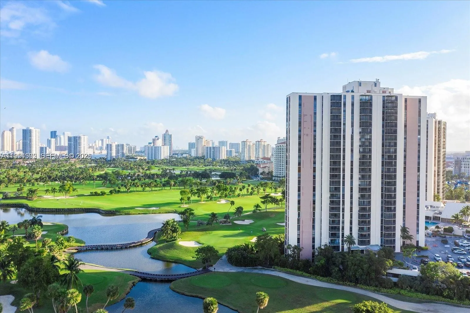 2 bedroom 2 bath for sale at 20379 W Country Club Dr # 1433, Aventura FL 33180