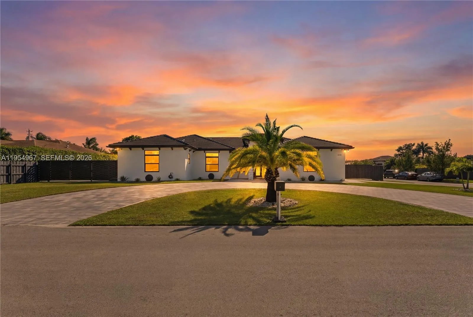 1410 NW 19th St, Homestead FL 33030