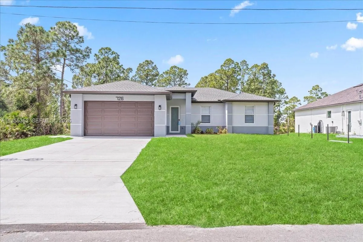 3 bedroom 2 bath for sale at 726 GIORGIO AVE S, Lehigh Acres FL 33974