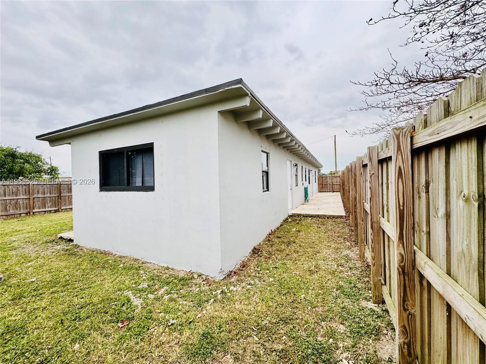 536 SW 6th Ter, Homestead FL 33030