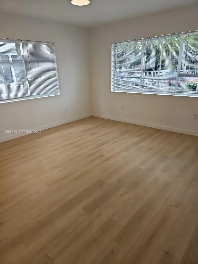 557 Michigan Ave, Miami Beach FL 33139