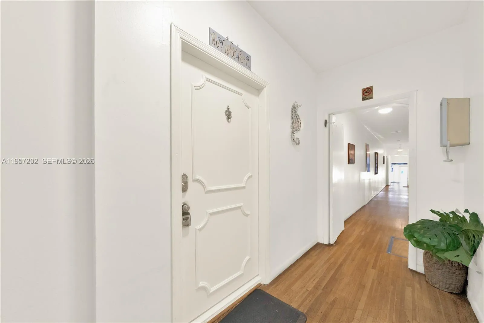 610 8th St, Miami Beach FL 33139