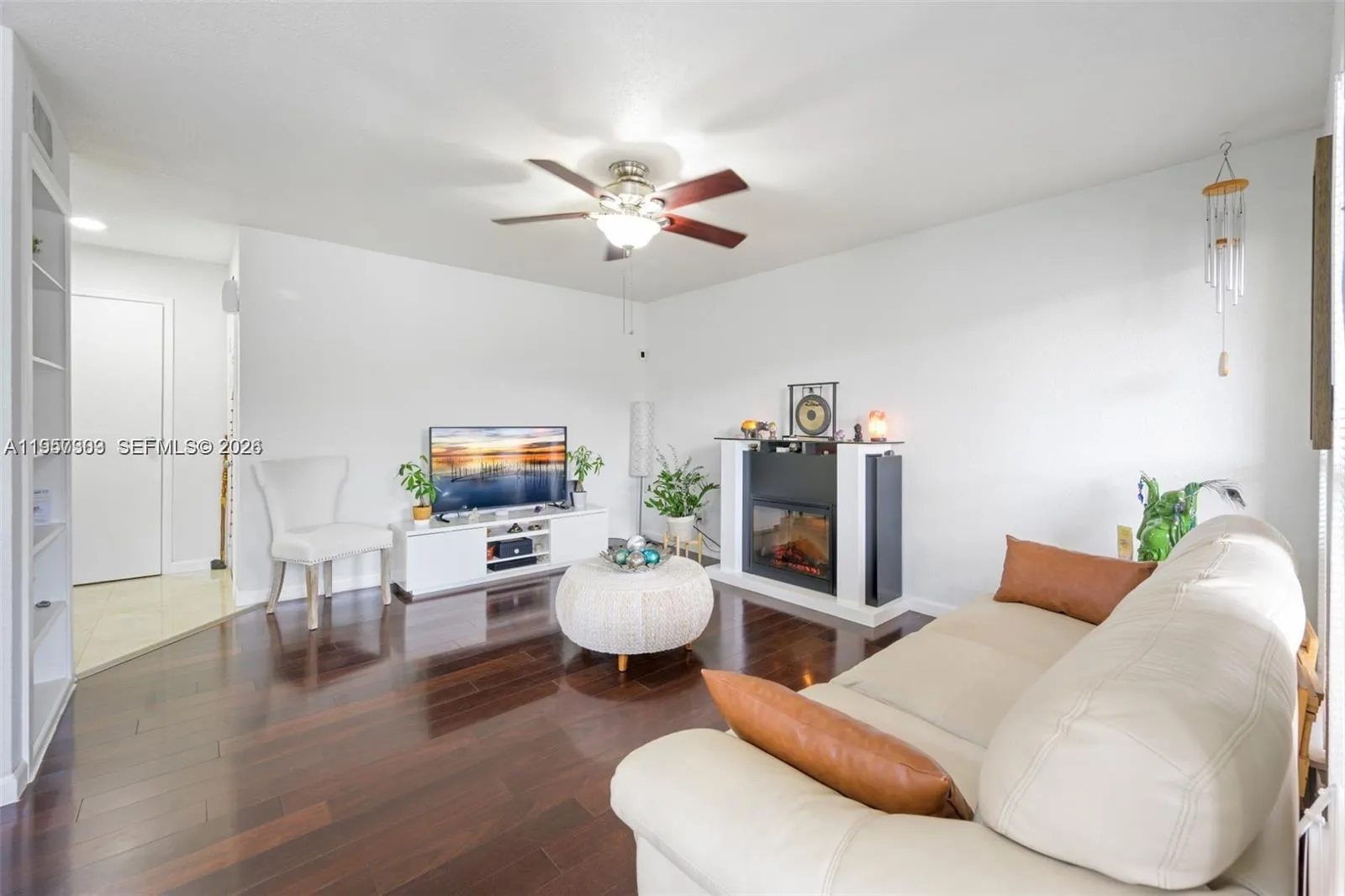 777 Riverside Dr # 1521, Coral Springs FL 33071