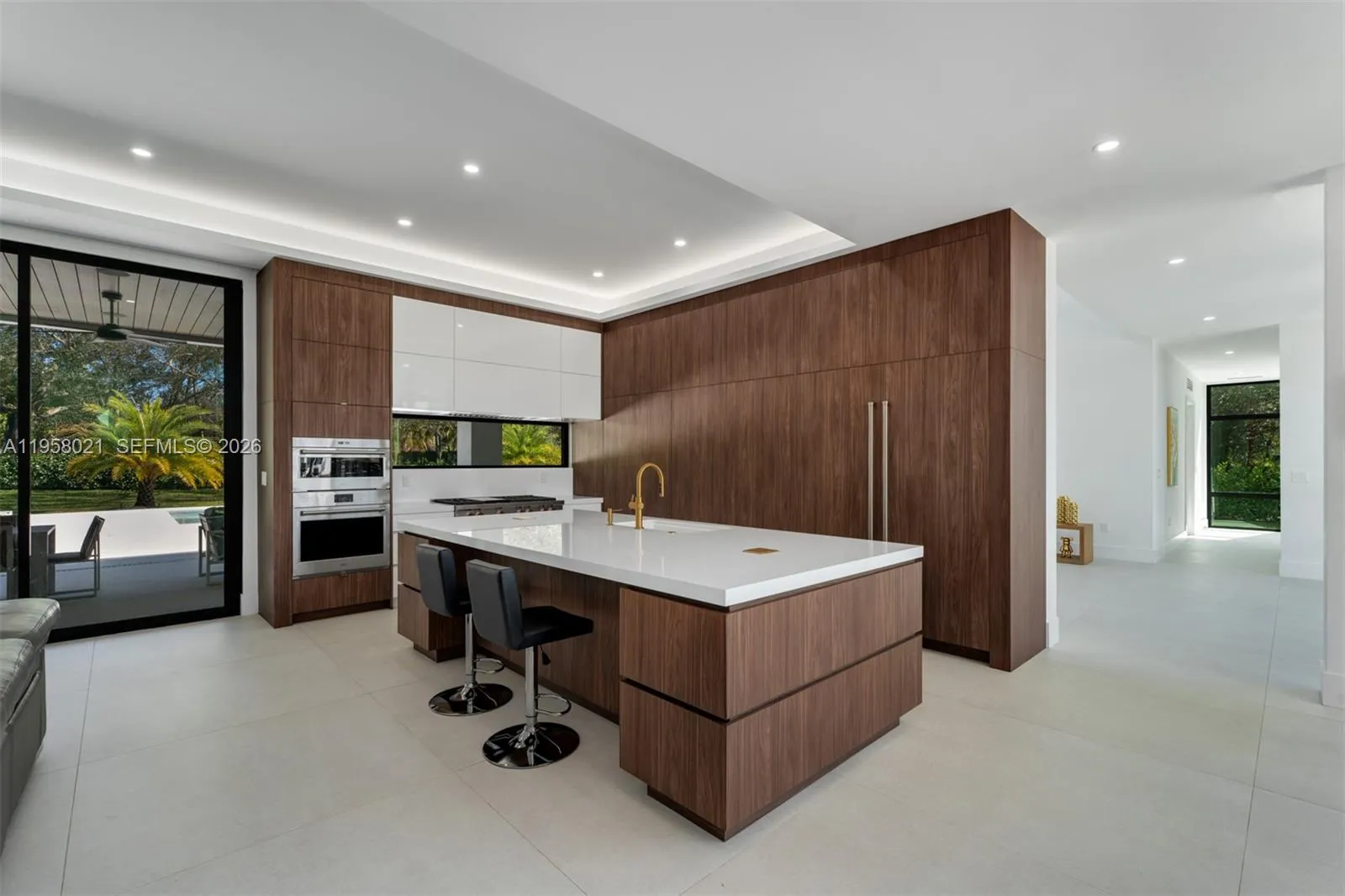 9525 SW 95th Ct, Miami FL 33176