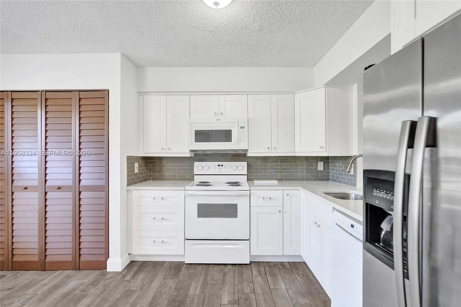 4570 NW 18th Avenue # 202, Deerfield Beach FL 33064