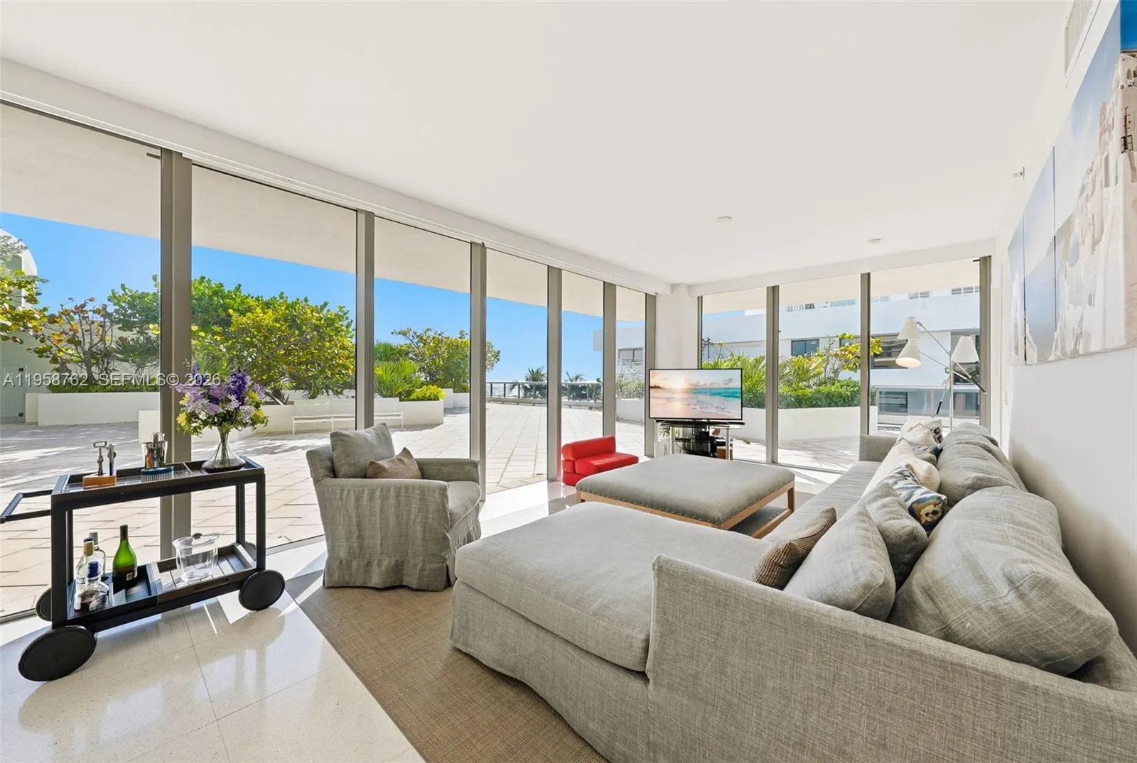 5875 Collins Ave # 502, Miami Beach FL 33140