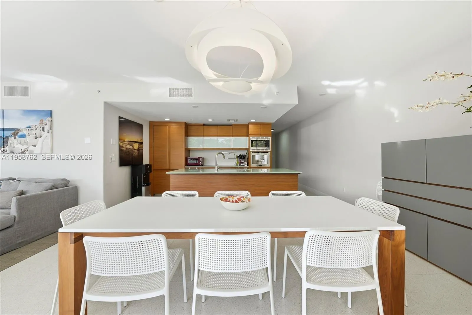 5875 Collins Ave # 502, Miami Beach FL 33140