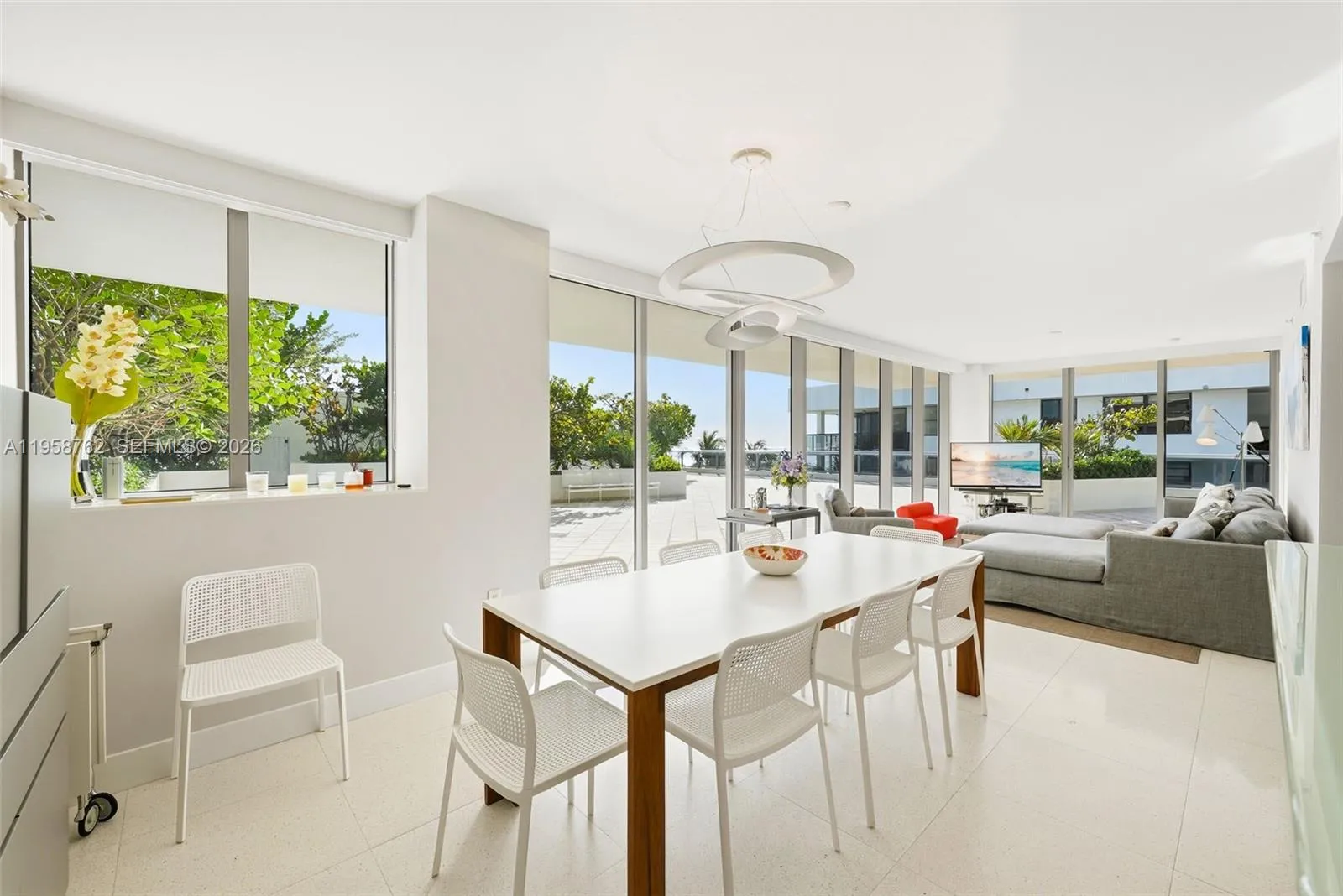 5875 Collins Ave # 502, Miami Beach FL 33140