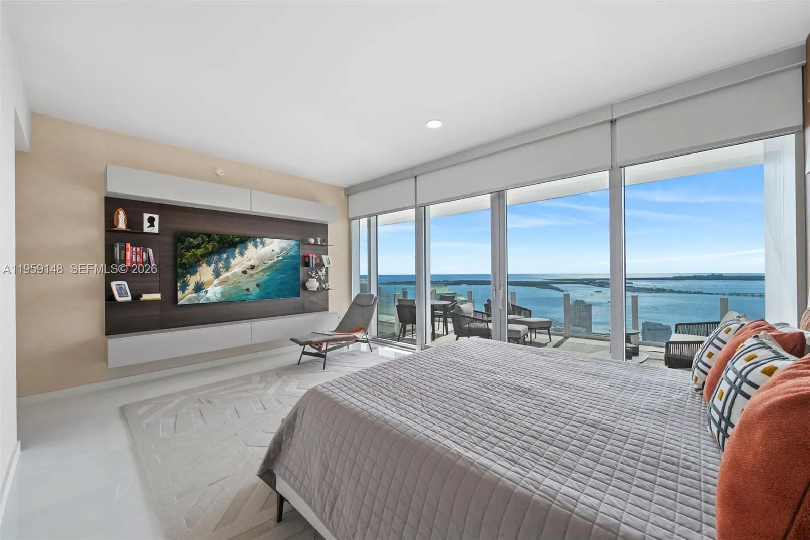 300 Biscayne Blvd Way # 4602, Miami FL 33131