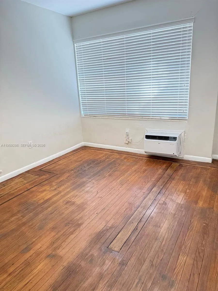 1007 Meridian Ave # 9, Miami Beach FL 33139