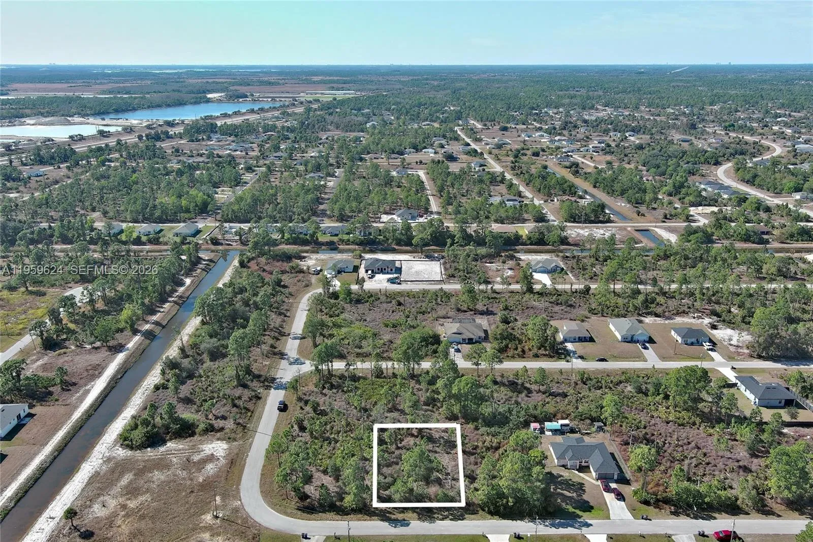 1053 Fayette Ave, Lehigh Acres FL 33974