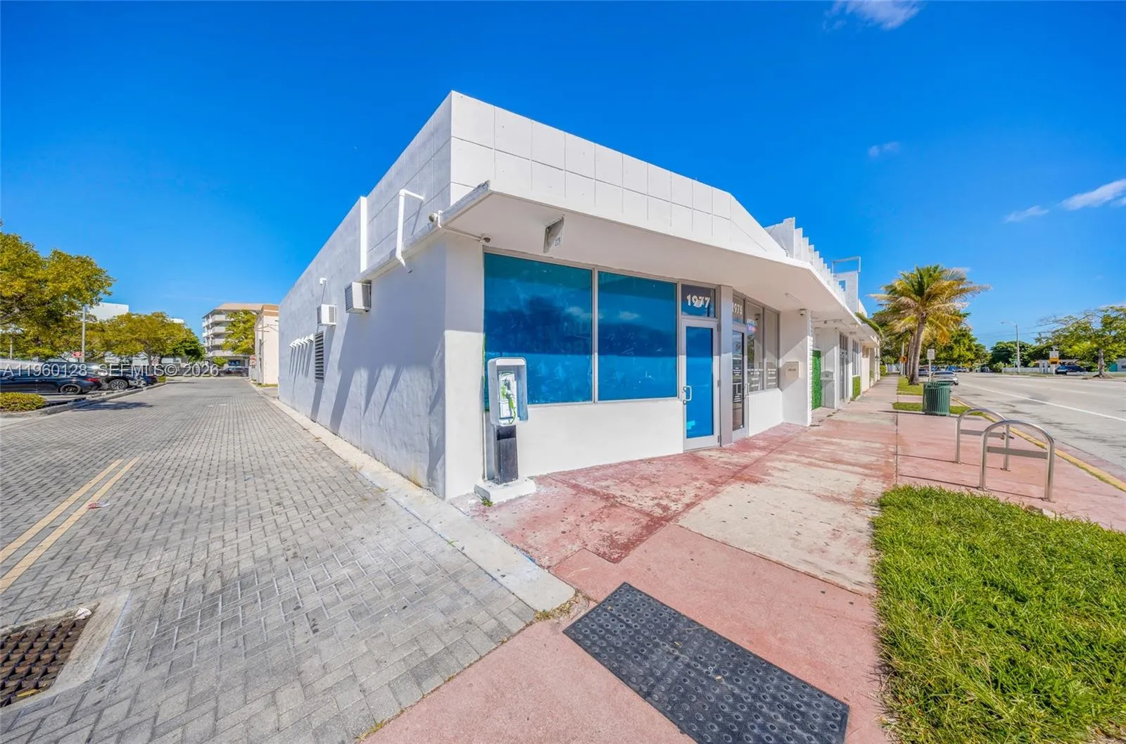 1975 71st St, Miami Beach FL 33141