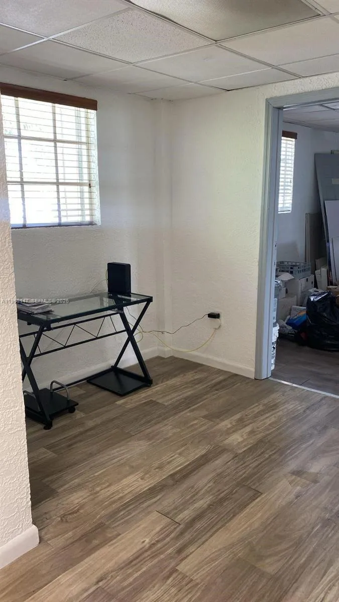 725 71st # 2, Miami Beach FL 33141