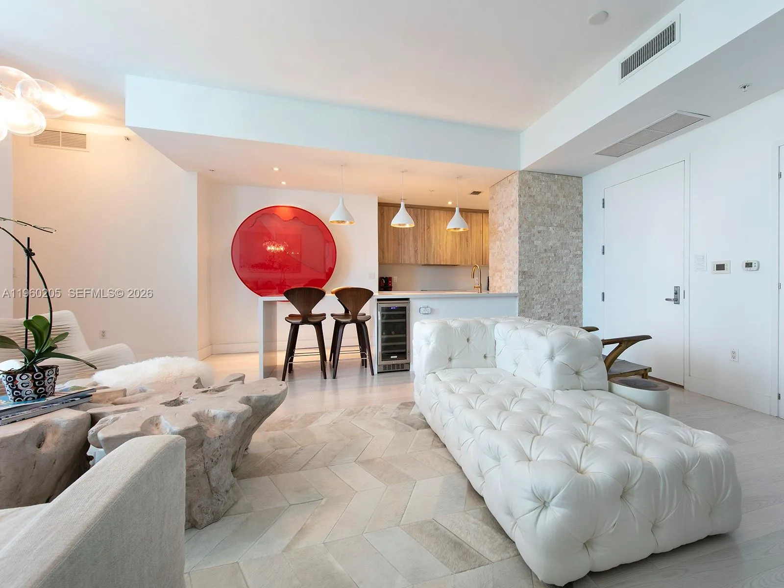 50 S Pointe Dr # 707, Miami Beach FL 33139