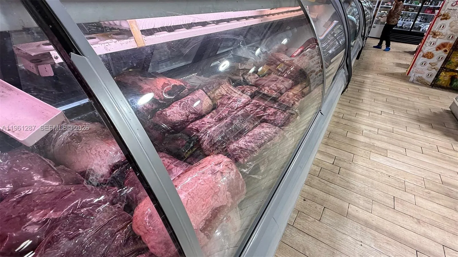 1305 SW 8th St, Miami FL 33135