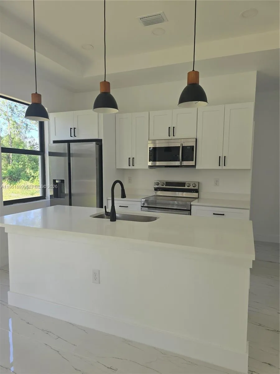 2609 53rd ST W, Lehigh Acres FL 33971