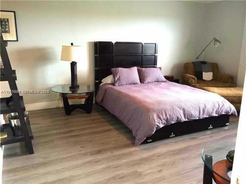 1881 Middle River Dr # 604, Fort Lauderdale FL 33305