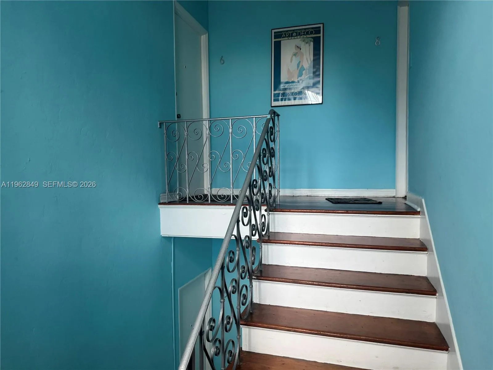 637 12th St # 6, Miami Beach FL 33139