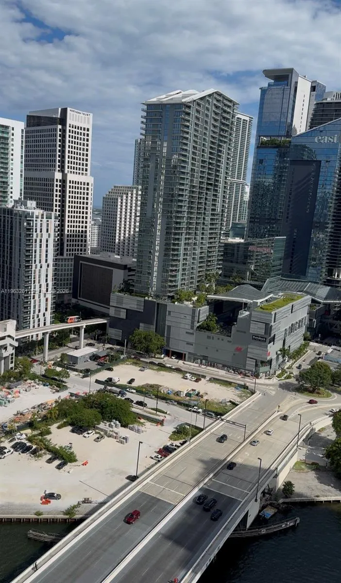 2 bedroom 2 bath for sale at 350 S Miami Ave # 3006, Miami FL 33130