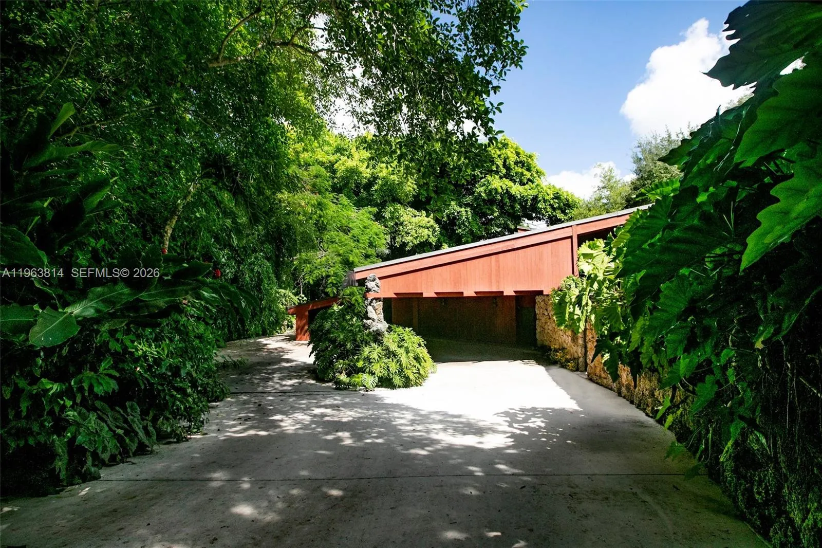 4895 SW 88th St, Miami FL 33156