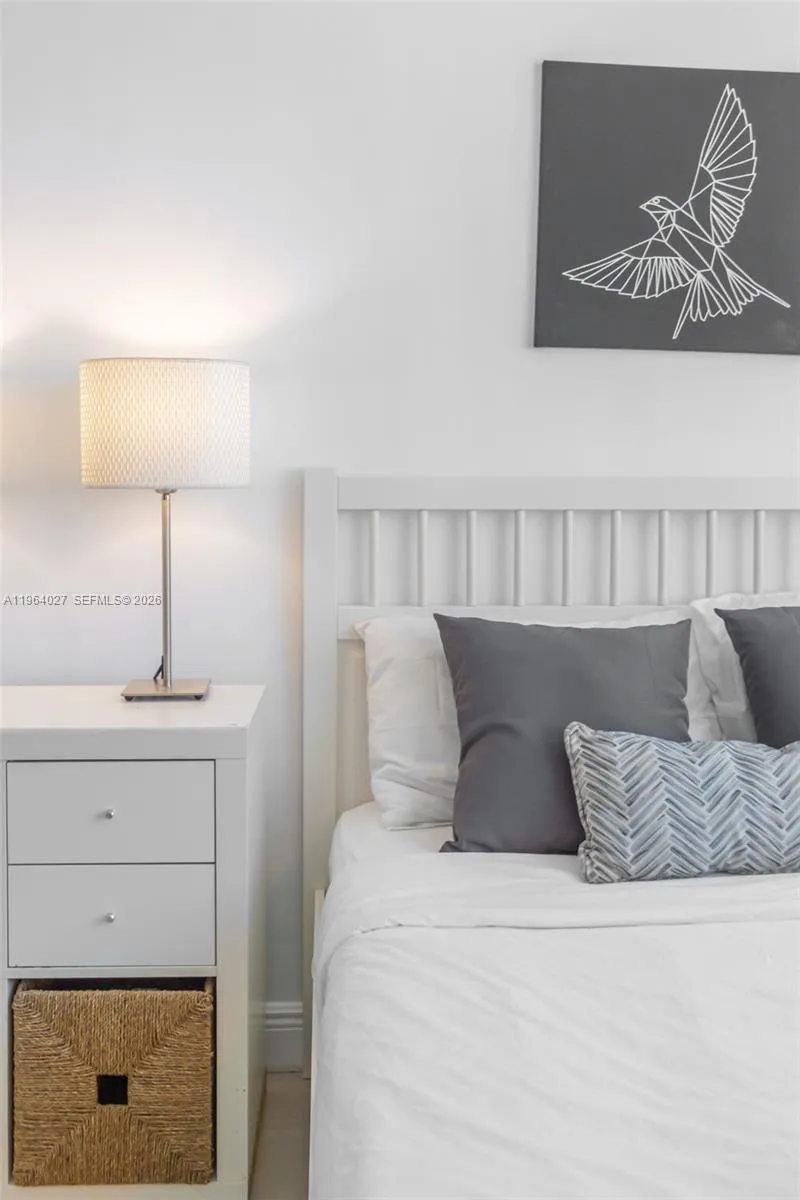 5445 Collins Ave # 1623, Miami Beach FL 33140