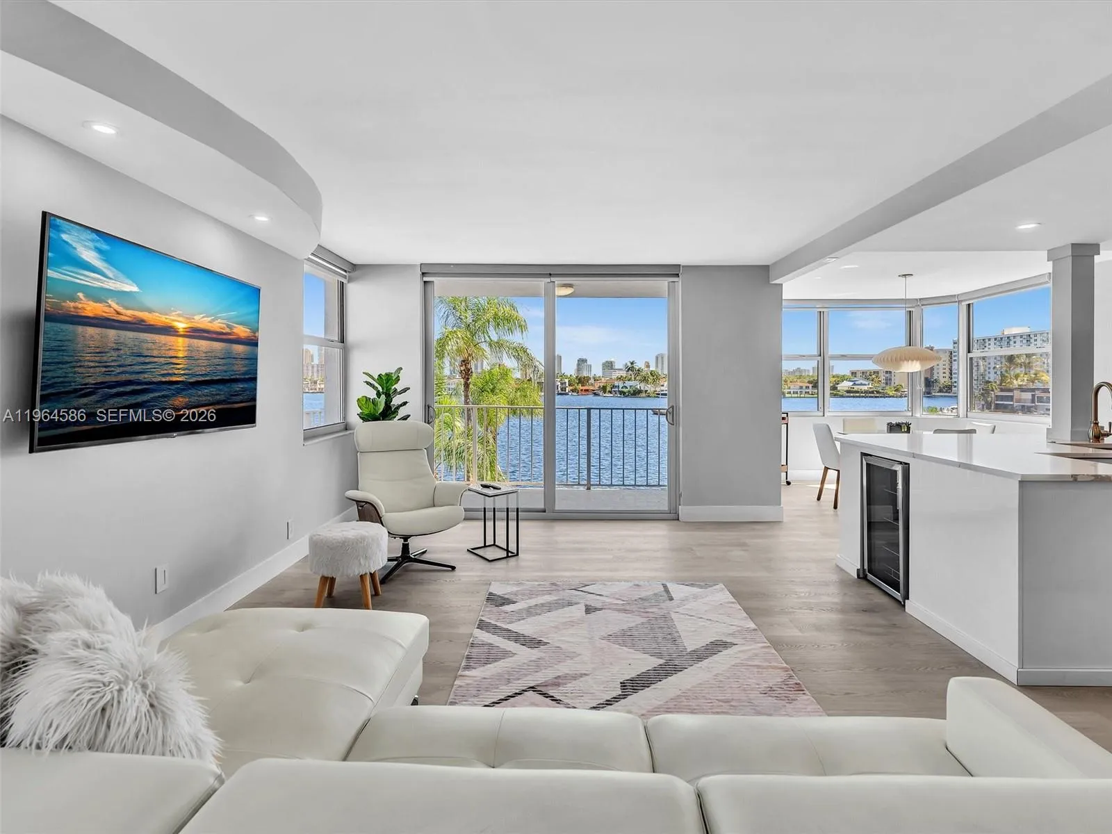 16570 NE 26th Ave, North Miami Beach FL 33160