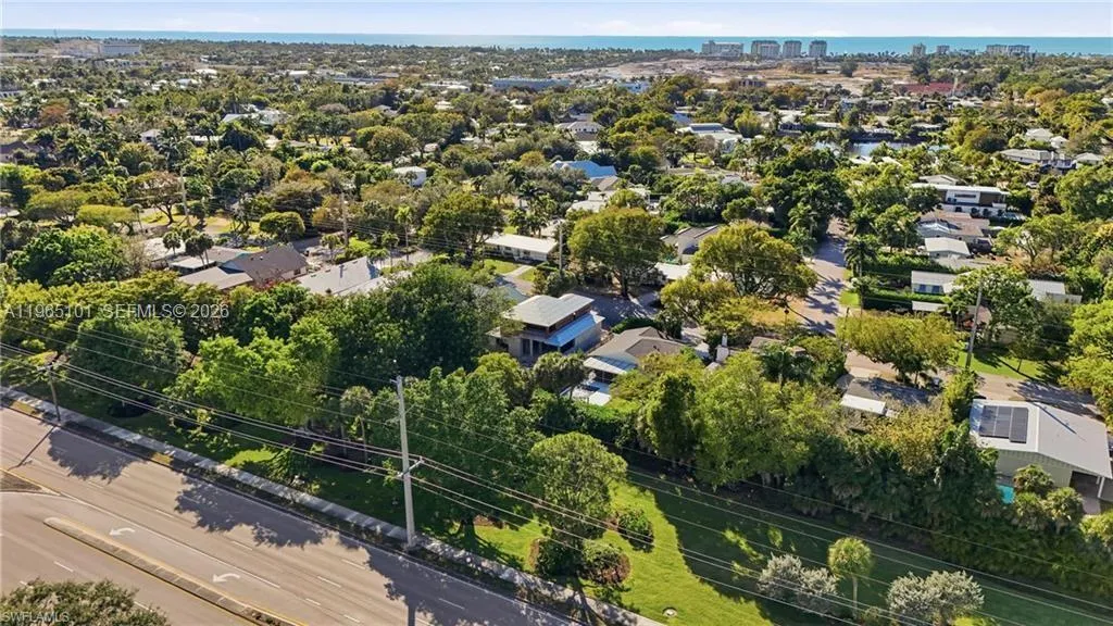 4 bedroom 3 bath for sale at 1070 13th St N, Other City - In The State Of Florida FL 34102