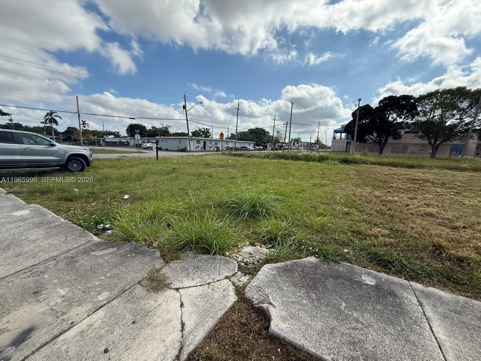 402 SW 6th St, Homestead FL 33030