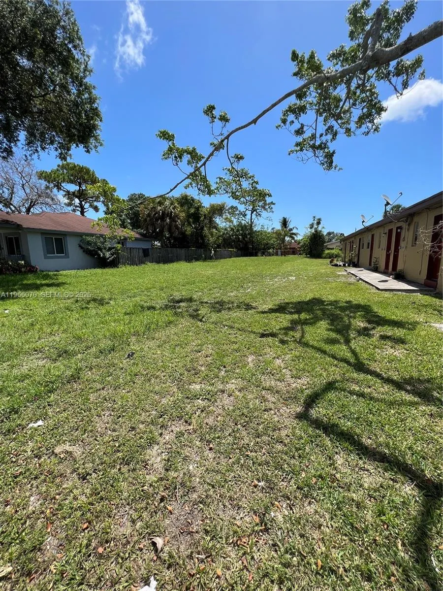 for sale at 512 NW 23rd Ave, Fort Lauderdale FL 33311