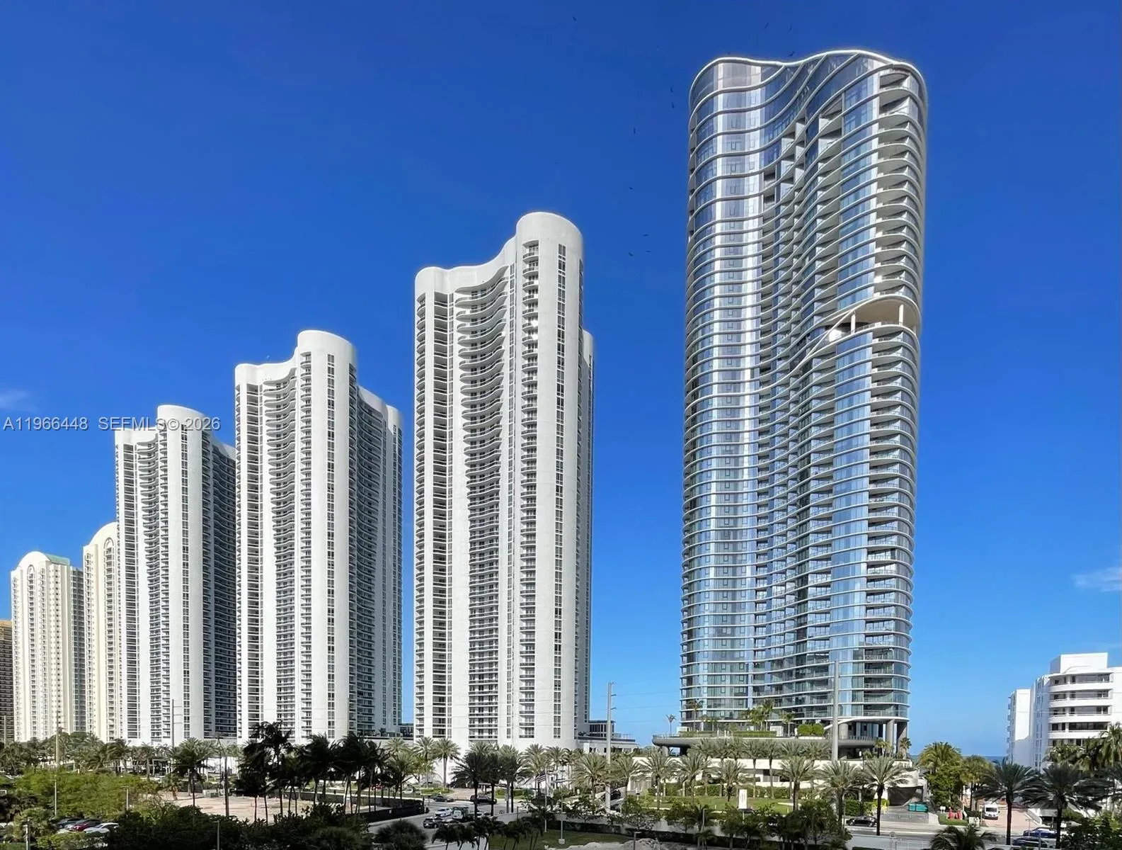 100 Bayview Dr # 412, Sunny Isles Beach FL 33160