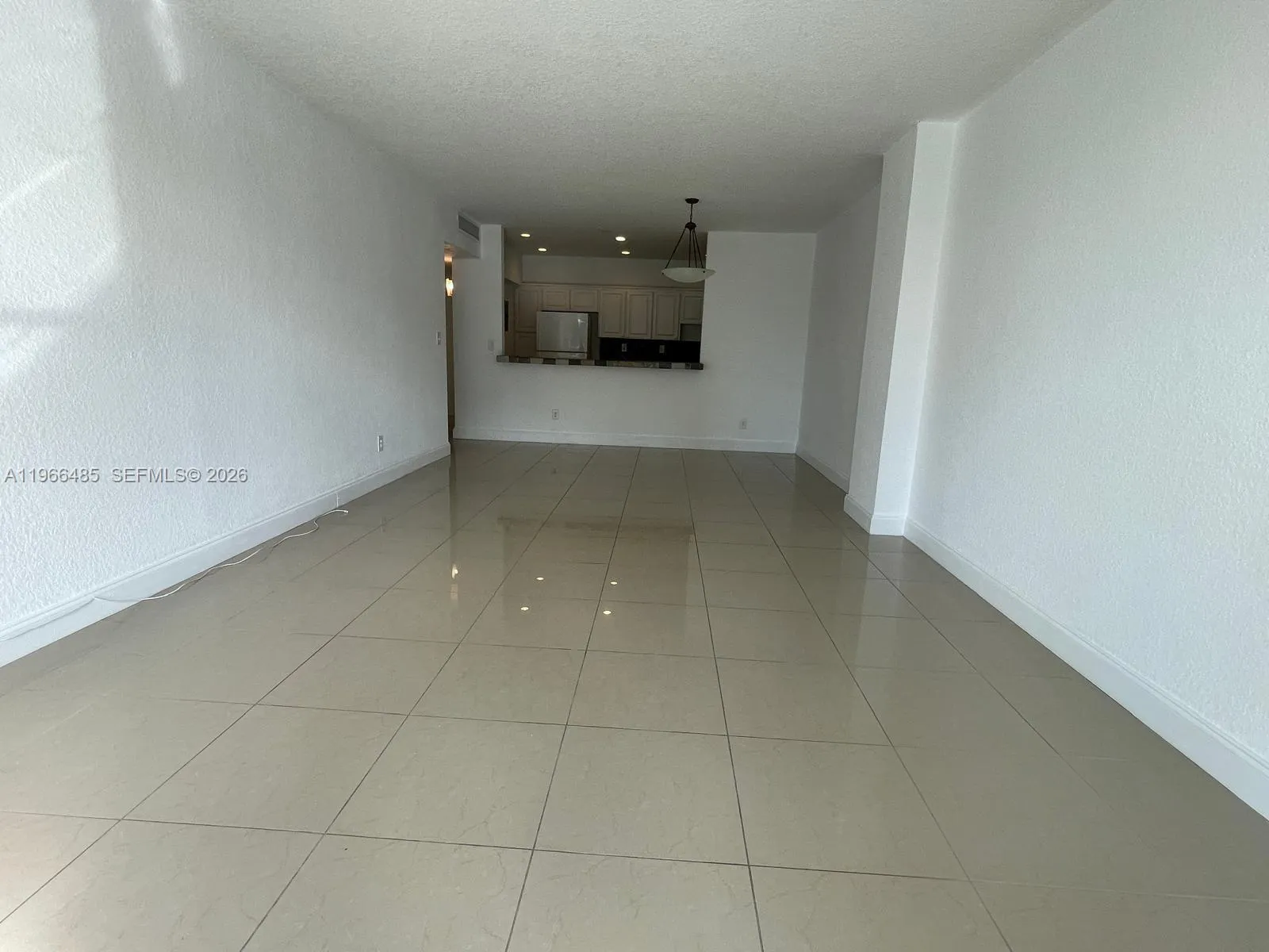 19390 Collins Ave # 123, Sunny Isles Beach FL 33160