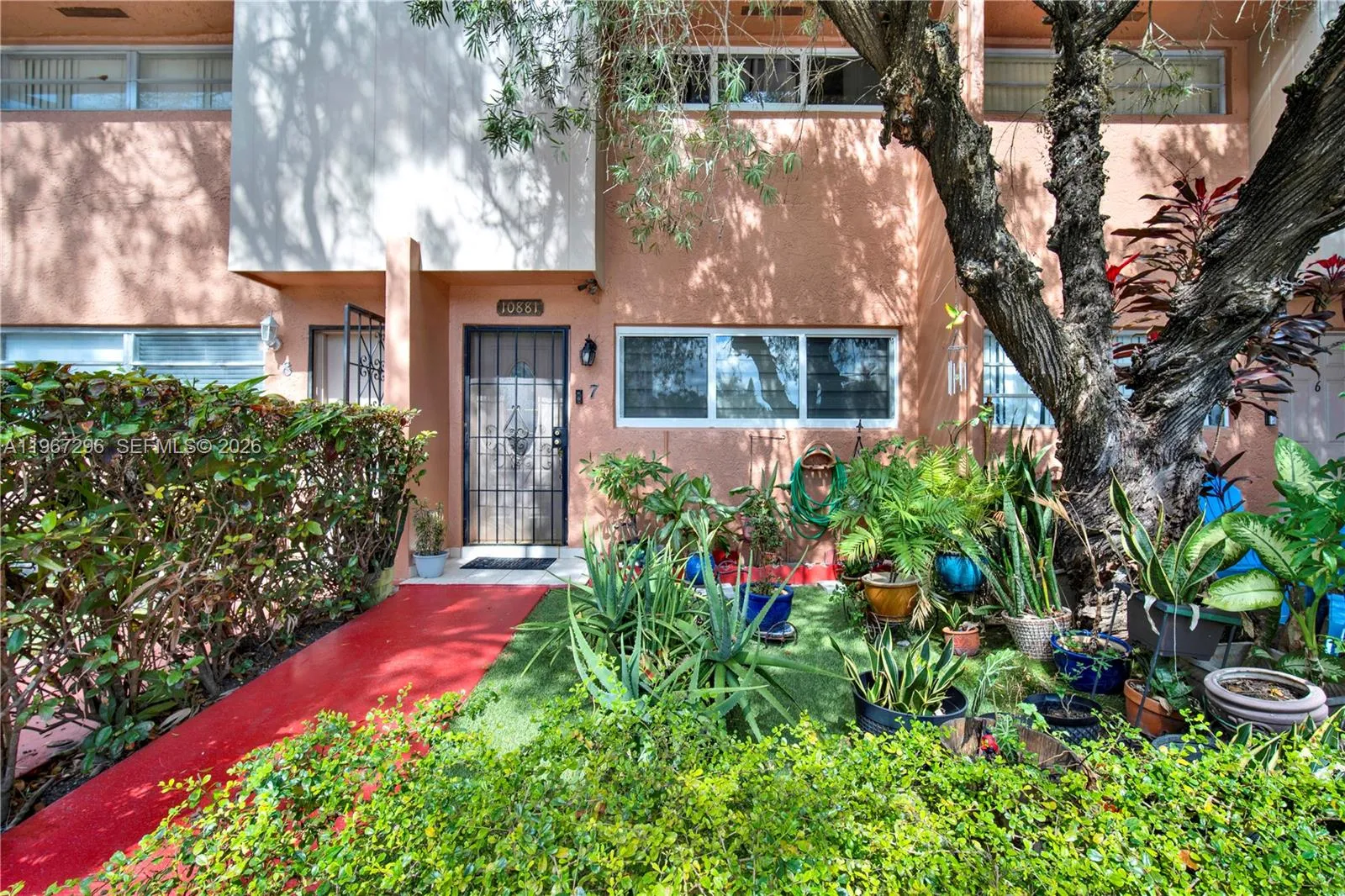 2 bedroom 1 bath for sale at 10881 SW 6th St # 7, Sweetwater FL 33174