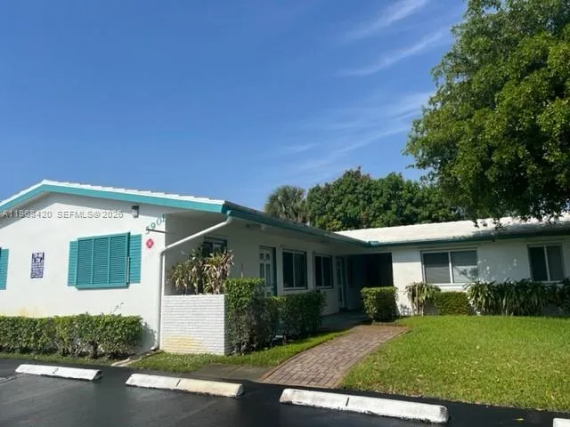 for sale at 5901 NE 18th Ave, Fort Lauderdale FL 33334