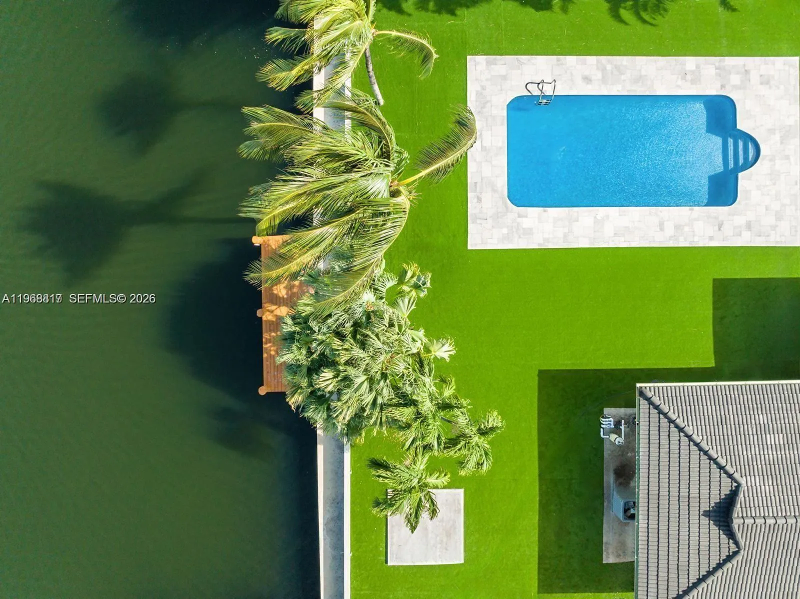 5 bedroom 4 bath for sale at 430 Tamarind Dr, Hallandale Beach FL 33009