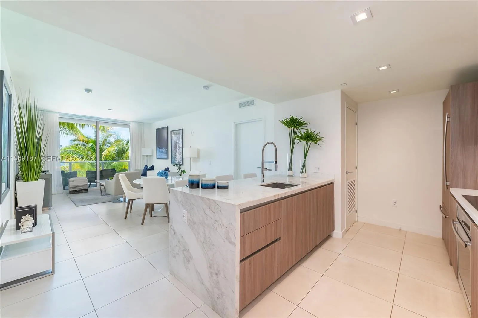 2 bedroom 2 bath for sale at 401 N Birch Rd # 502, Fort Lauderdale FL 33304