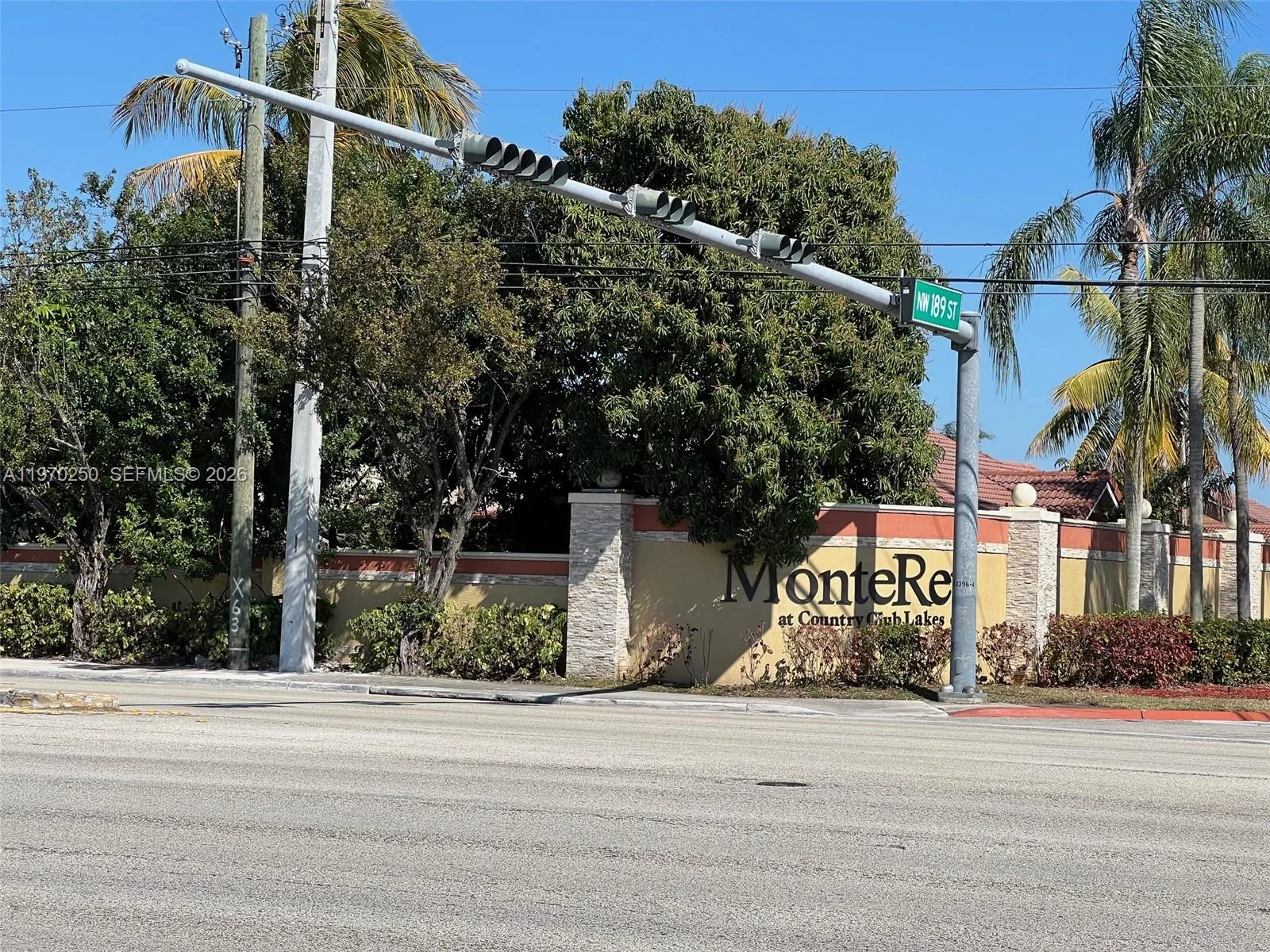 5214 NW 190th St, Miami Gardens FL 33055