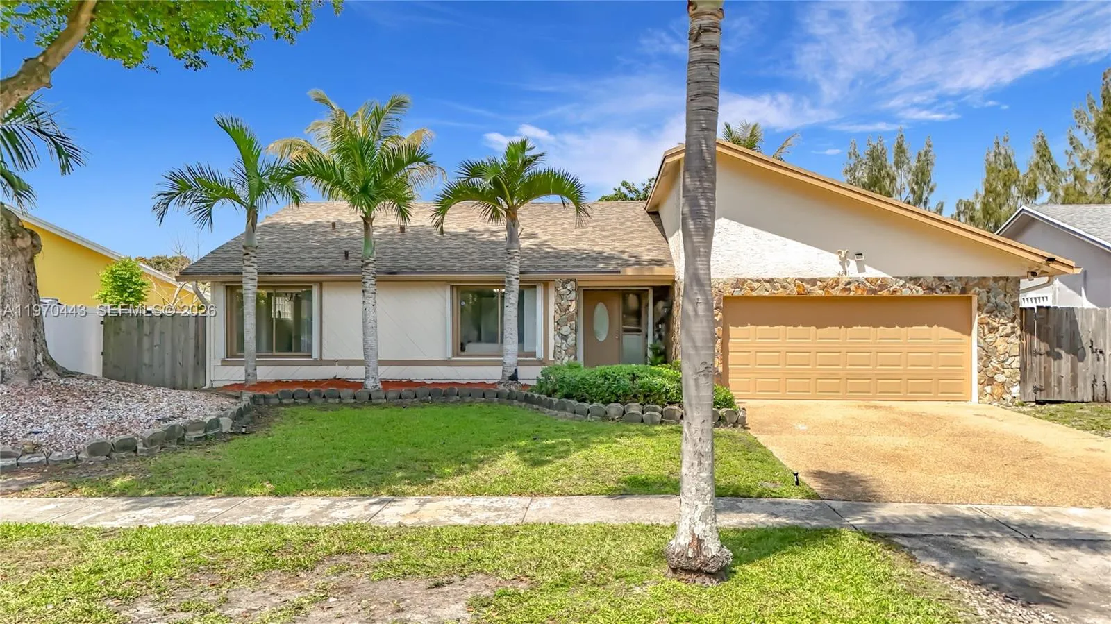 3 bedroom 2 bath for sale at 4241 NW 74th Ave, Lauderhill FL 33319