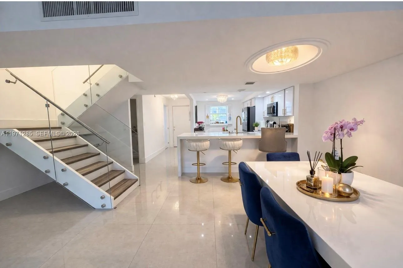 3 bedroom 2 bath for sale at 2308 NE 7th St # 29, Hallandale Beach FL 33009