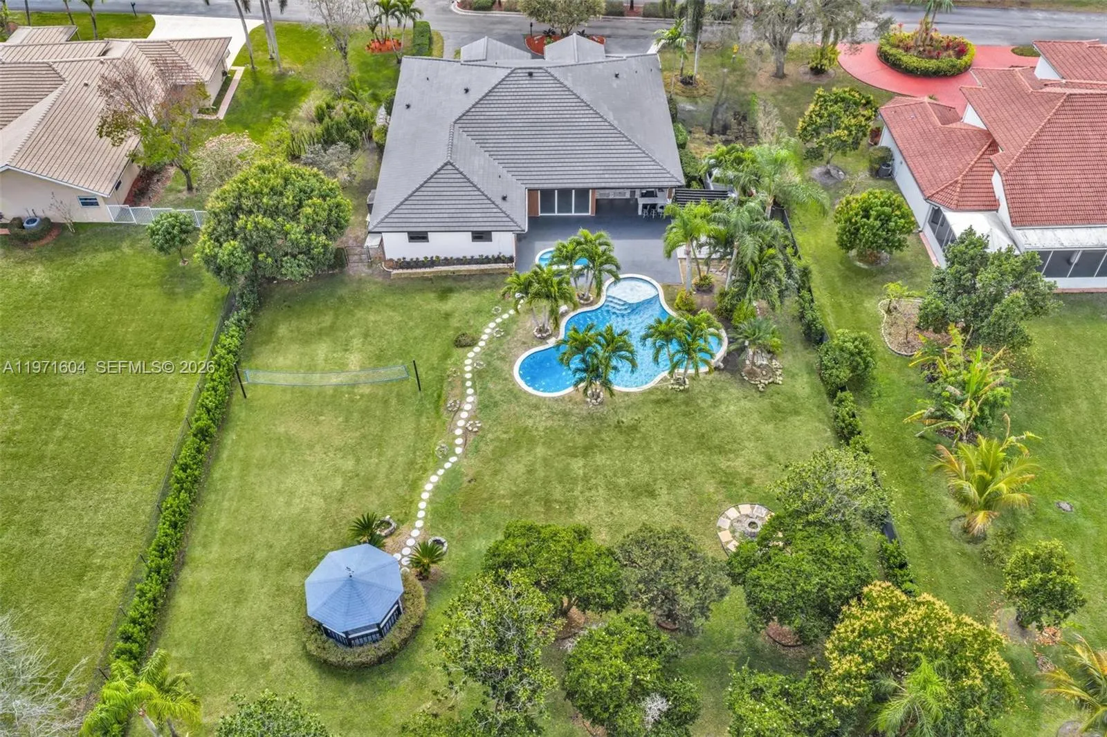 4 bedroom 3 bath for sale at 12555 SW 34th Pl, Davie FL 33330