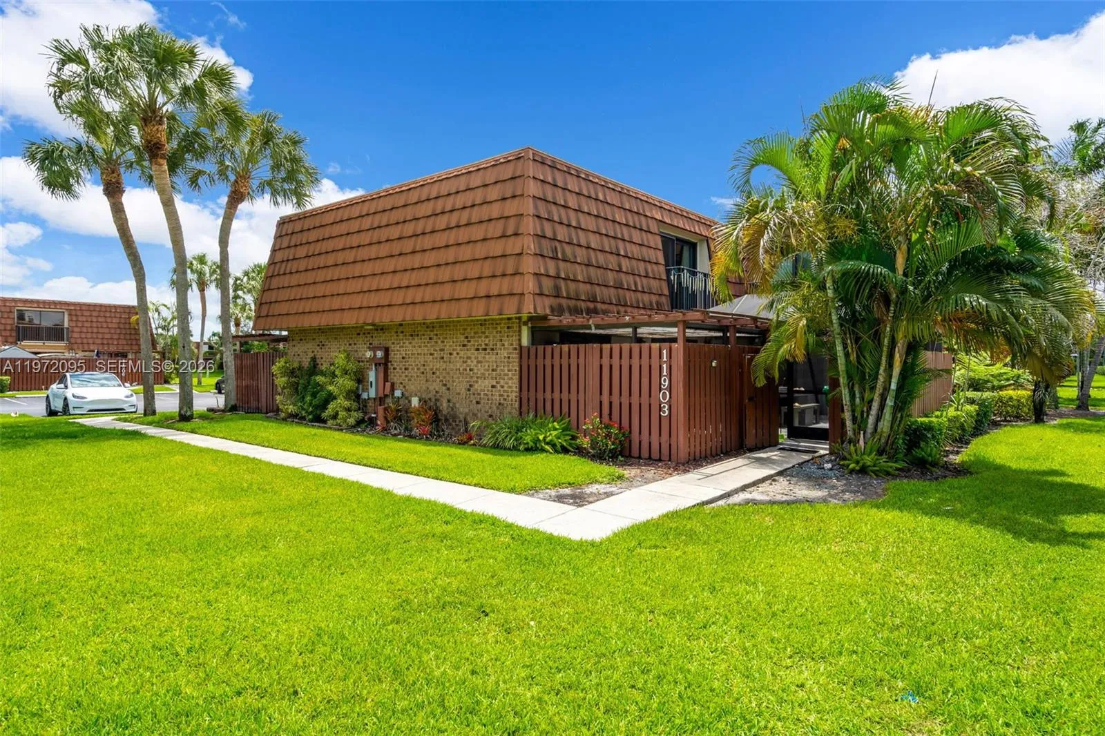 3 bedroom 2 bath for sale at 11903 SW 11th Ct, Davie FL 33325