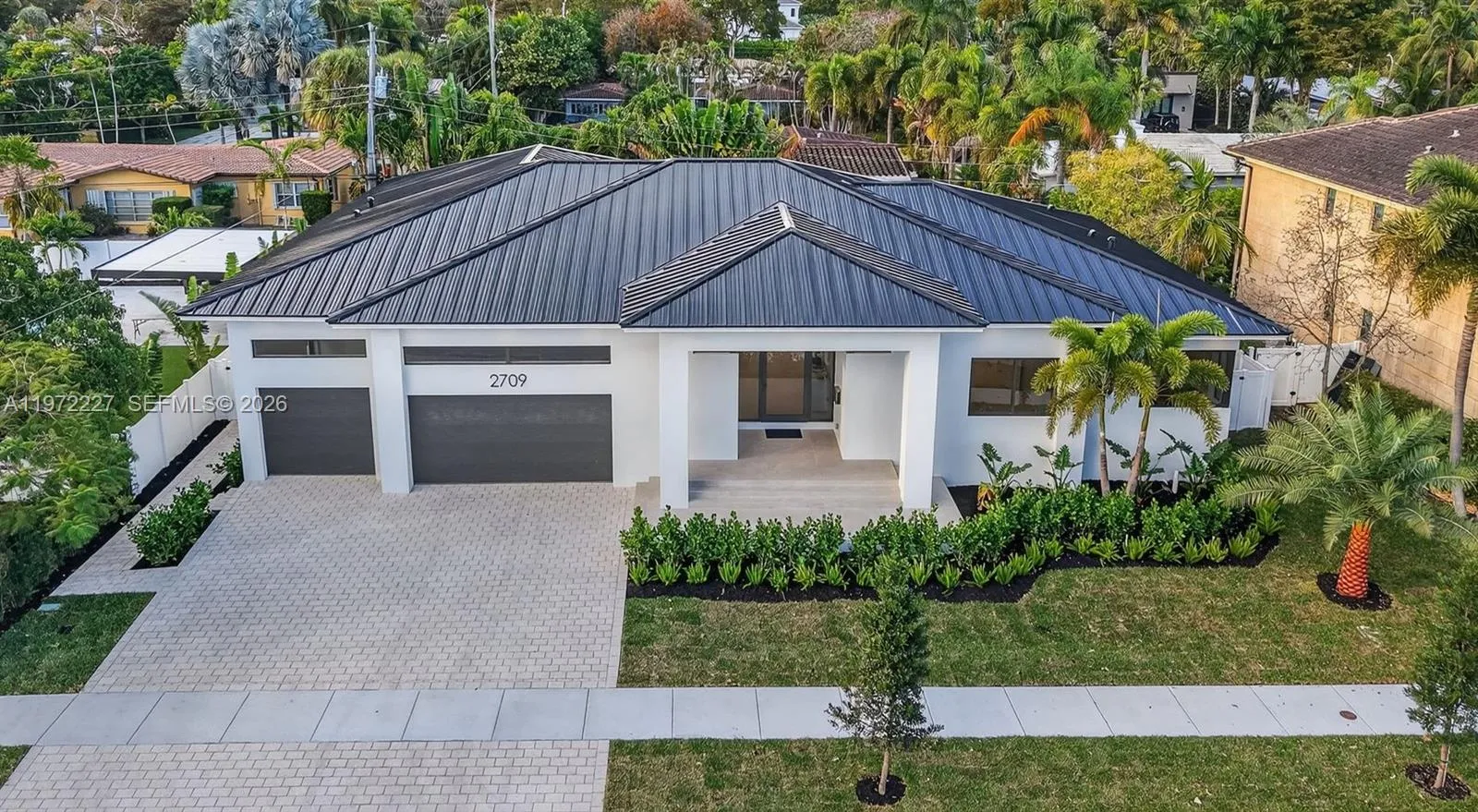 4 bedroom 4 bath for sale at 2709 NE 25th Ct, Fort Lauderdale FL 33305