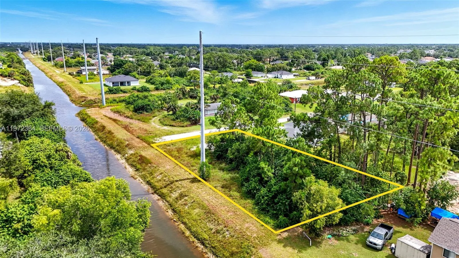 50 Wanda Ave S, Lehigh Acres FL 33976