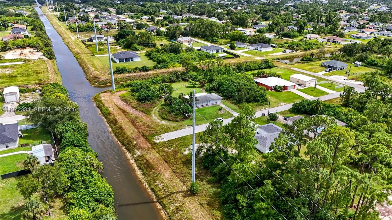 50 Wanda Ave S, Lehigh Acres FL 33976