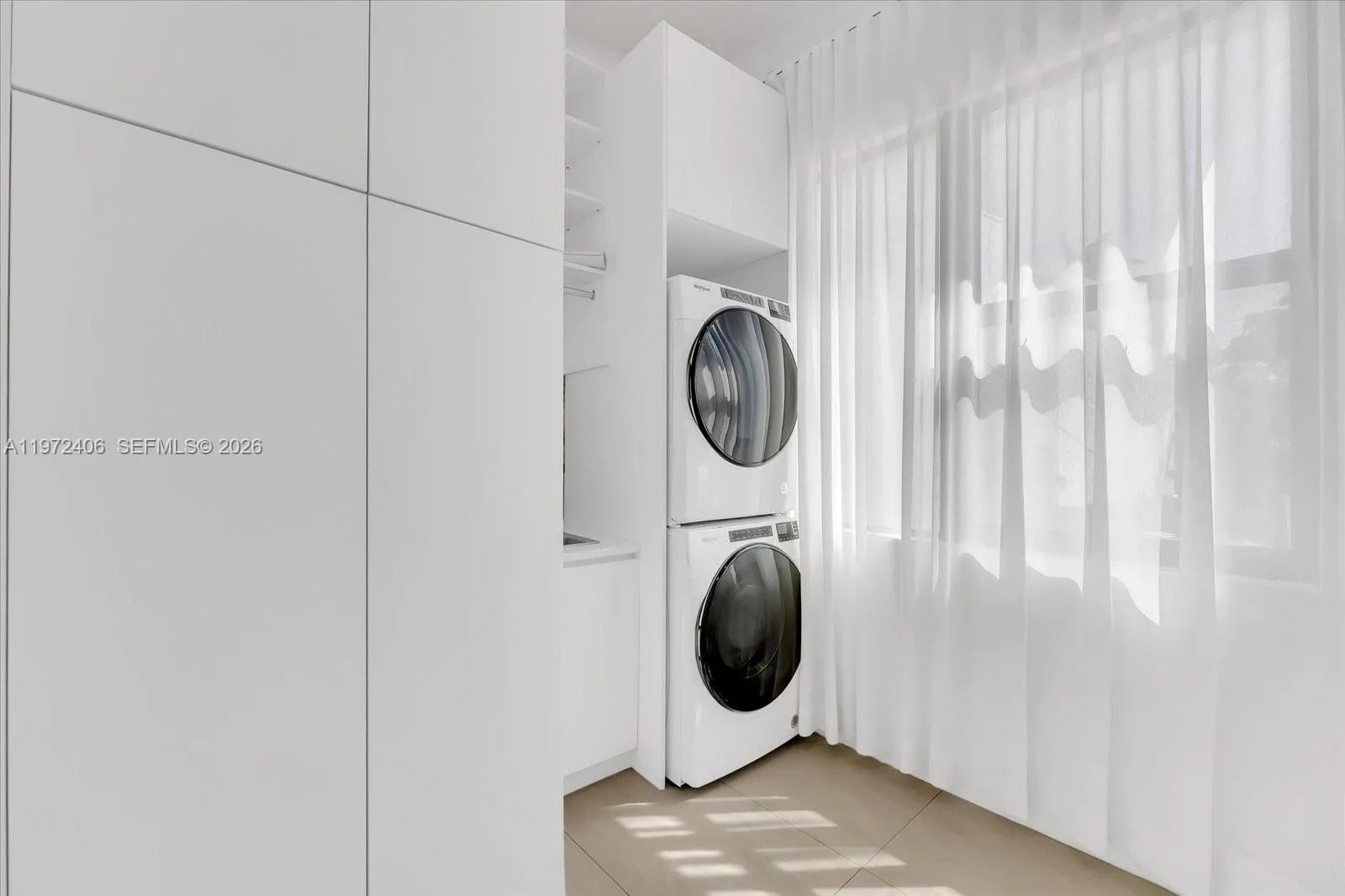 11 Century Ln, Miami Beach FL 33139