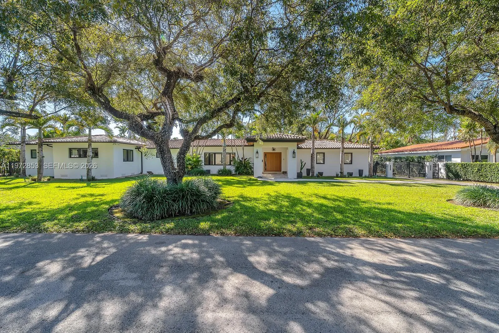 3 bedroom 3 bath for sale at 1424 Algardi Ave, Coral Gables FL 33146